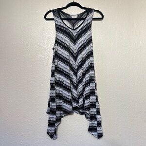 Anthro Meadow Rue Black & White Chevron Knit Sleeveless Tunic Top Medium